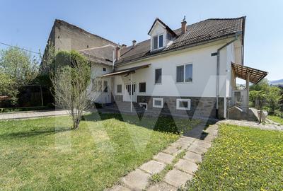 Proprietate de Vânzare: Ideală pentru Pensiune, Azil, Grădiniță sau Afterschool - 4
