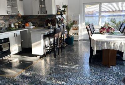 OCAZIE! VILA D+P+1+POD LUX ZONA KM 4-5 - 1