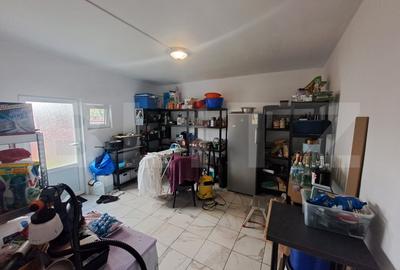 Casa parter cu priveliste spre munte,singur in curte - 18