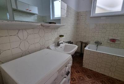 Casa parter de inchiriat, semicentral - 12