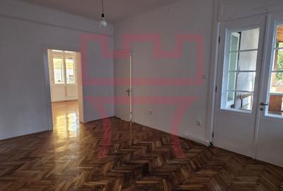 Apartament  nemobilat sau birou in casa 160mp zona Emil Isac - 11