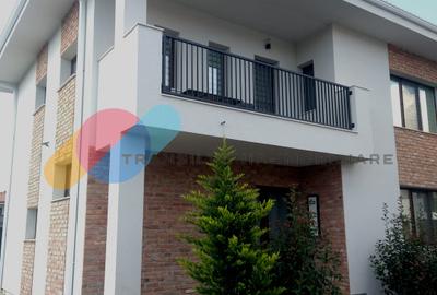 Duplex modern 120 mp, 4 dormitoare + curte 250 mp – Floresti - 1