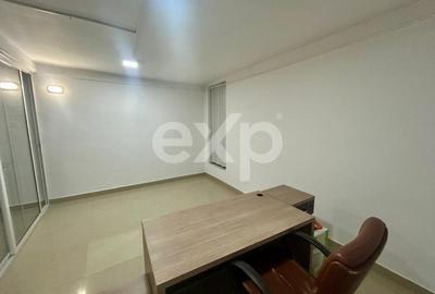 Birou, 15 mp în Centrul Civic