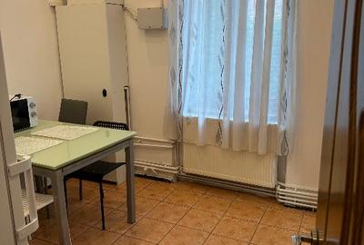Apartament 3 camere centru istoric Brașov studenți - 11
