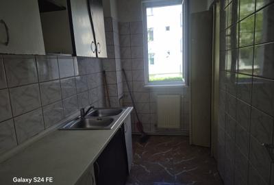 Apartament 3 camere, zona 1 Decembrie 1918 - 7