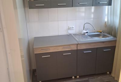 Inchiriez spatiu de birouri, zona Metrou Brancoveanu, 83mp, 913euro - 2