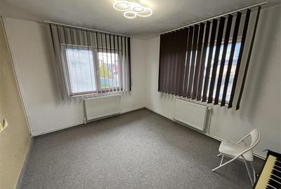 Spatiu Pretabil Servicii | 4 Camere | 80mp + 50mp terasa - 8