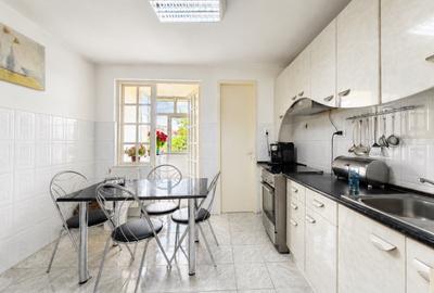 Apartament 4 Camere cu Doua GARAJE - Zona LIPOVEI - 0%COMISION - 3