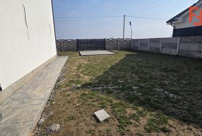 Duplex, despartit prin camera tehnica si baie cu teren 340 mp - Urseni - 17