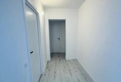 Apartament cu 3 camere semidecomandat în 1 Decembrie 1918
