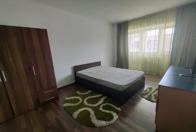 Garsonieră decomandată, mobilată în Uverturii