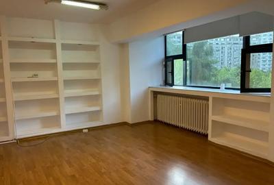 Apartament cu 2 camere decomandat în Decebal
