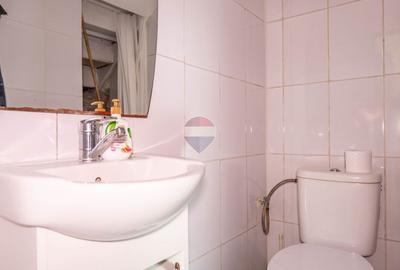 Vanzare vilă cu 2 unitati locative independente in Pantelimon, Central - 25