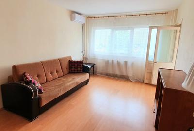 Apartament cu 2 camere semidecomandat, mobilat în Iancului