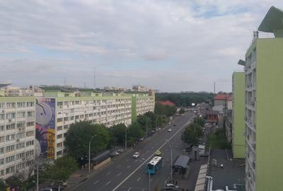Apartament cu 2 camere decomandat în Cantemir