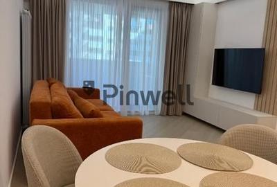 Apartament cu 3 camere semidecomandat, mobilat în Central
