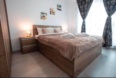 Apartament cu 2 camere semidecomandat, mobilat în Tractorul
