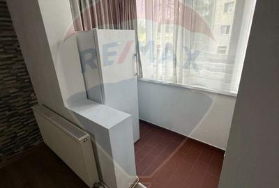 Apartament 3 camere de vânzare la preț de doua camere. Oferta ideală ! - 4
