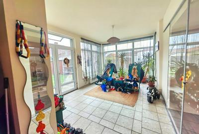 Casa Inedita , 300 mp utili, P+M,  5 bai, 6 dormitoare , 1975 mp teren,  Sacalaz - 3
