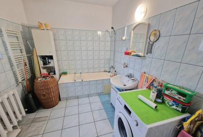 Tătărași, str. Eternitate 77, casa cu 3 camere 110mp, teren 280mp - 10
