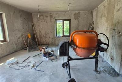Casa Individuala - intabulata - la gri - zona foarte buna - 26