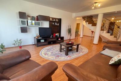 Casă individuală cu 4 camere în Mircea cel Bătrân