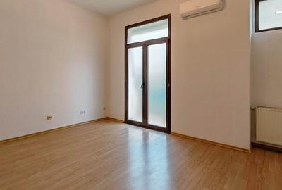 Vilă spațioasă de închiriat, 11 camere, București - 8