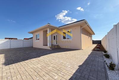 Casă individuală cu 4 camere în Moșnița Nouă