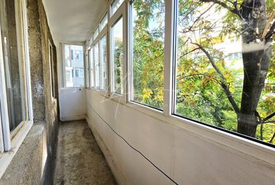 Ion Mihalache 38. 3 camere decomandat. La doi pasi de piata Victoriei - 38