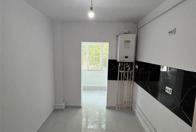 Apartament 2 Camere Decomanat Nicolina - Prima Statie - 1