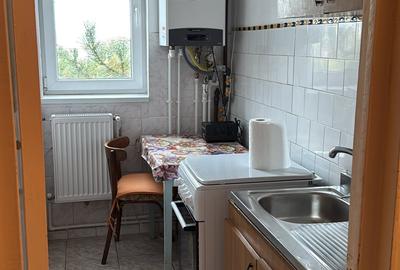 Apartament cu 2 camere semidecomandat în Tomis Nord