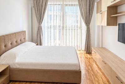 Apartament cu 2 camere decomandat, mobilat în Universitate