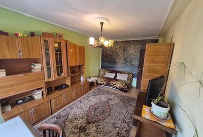 Apartament cu 2 camere decomandat în Dacia