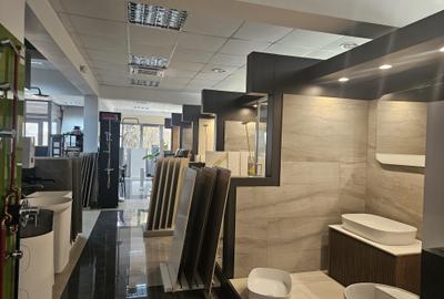 Spatiu comercial platfoma showroom in zona Brasov # RoBU Spatii Comerciale - 6