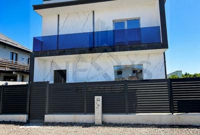Casă individuală cu 4 camere în Central
