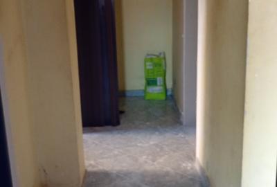 Urgent vând ap 3 camere parter  zona COMCERIAL - 4