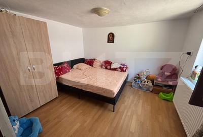 Casă individuală cu 5 camere în Sud-Est