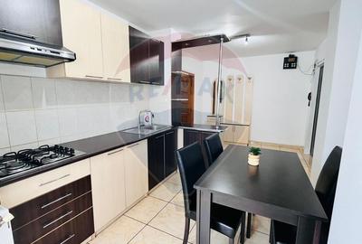 Apartament cu 3 camere de închiriat în zona Decebal - 2