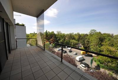 Apartament cu 3 camere decomandat în Herăstrău