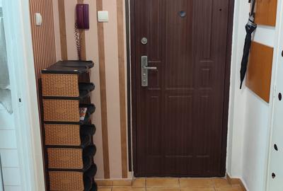 Ap 3 cam, et 1/10, bloc anvelopat,vizavi de Veranda Mall, Obor, metrou 5 min - 6