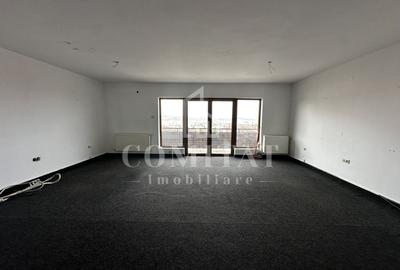 Apartament cu 4 camere decomandat în Zorilor