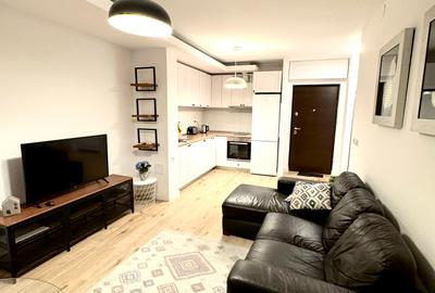 Apartament cu 2 camere semidecomandat în Aviației