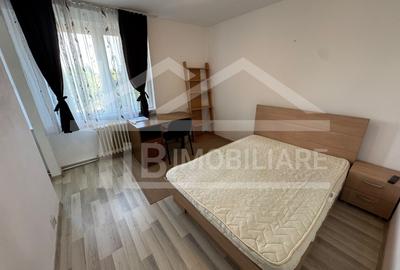 Garsonieră decomandată în 7 Noiembrie