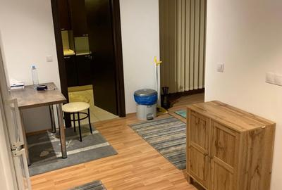 Apartament cu 2 camere decomandat în Obor