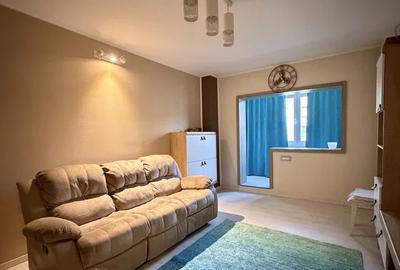 Apartament cu 3 camere decomandat, mobilat în Vitan