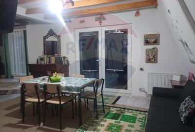 Casă / Vilă cu 6 camere de vânzare - 3