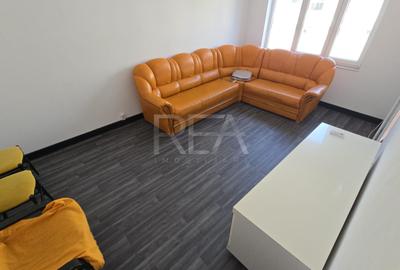 Apartament cu 3 camere decomandat în Sălăjan
