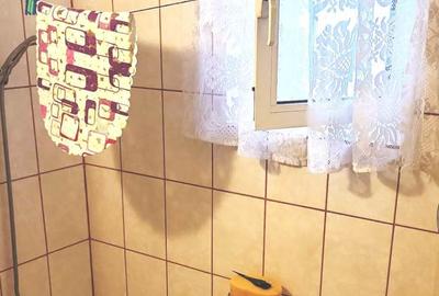 Apartament cu 2 camere, decomandat, cartier Micro 14, etaj 5, zonă liniștită - 11