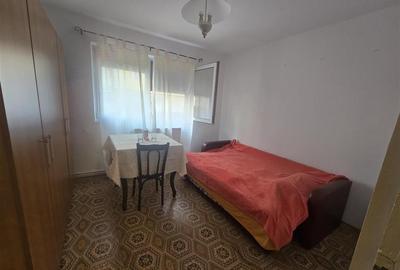 Apartament cu trei camere parter - 7