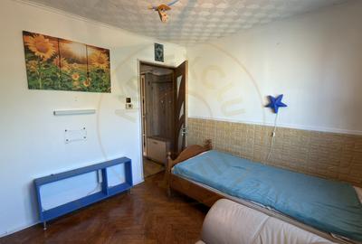 Chirie 2 camere Etaj III Carei - Str. Platanilor Nr.10 - Comision 0% chiriaș - 7